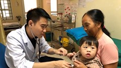 Trẻ 8 giờ tuổi đã được phẫu thuật tim bẩm sinh