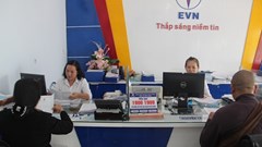PC Khánh Hòa: Tiếp tục đẩy mạnh thanh toán không dùng tiền mặt và dịch vụ hành chính công