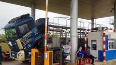 Dân phản đối thu phí tại BOT Ninh Xuân, giao thông tê liệt
