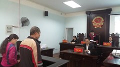 Xử án treo hai người 'chống người thi hành công vụ': Nhiều câu hỏi còn bỏ ngỏ