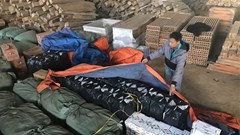 Công an Đắk Lắk khởi tố đối tượng buôn lậu trên 6.000 gói thuốc lá