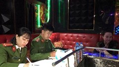 Đột kích quán karaoke, phát hiện nhiều dân chơi dùng ma túy