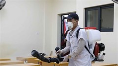 Hà Nội phun thuốc khử trùng toàn bộ cơ sở giáo dục phòng dịch bệnh