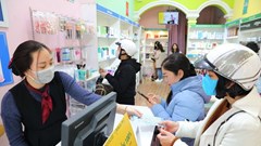 Hà Nội: “Chặt chém" người mua khẩu trang, 18 trường hợp bị xử lý