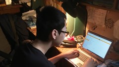 Khi học sinh học​​​​​​​ trực tuyến tại gia