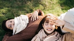 Lần đầu Nhã Phương- Trường Giang thực hiện bộ ảnh ngọt ngào dịp lễ tình nhân