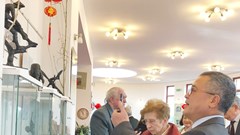 Triển lãm ảnh và tác phẩm điêu khắc về Việt Nam tại Hungary