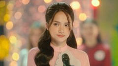 Sắc đẹp dối trá hút khách nhờ... ăn may?