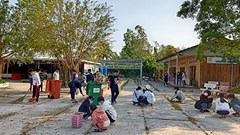 Nhiều địa phương cho học sinh THPT chính thức đi học lại từ ngày 2.3