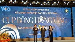 Truy tặng “Cúp Bông Hồng Vàng” cho Thủy tổ nghề gốm sứ Chu Đậu