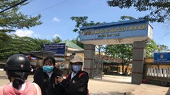 Ôn thi, dạy học cho học sinh lớp 12 trên truyền hình