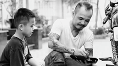 Phim tài liệu ra rạp: Vạn sự khởi đầu nan