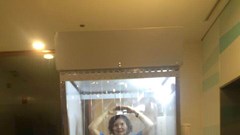 Bộ Y tế không khuyến khích dùng buồng khử khuẩn toàn thân