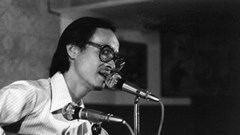 “Bàn tay ta nắm nối tròn một vòng Việt Nam”