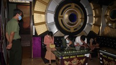 Quảng Nam: Tước giấy phép hoạt động quán karaoke chứa chục thanh niên phê ma túy