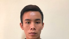 Khởi tố đối tượng lao xe máy vào cán bộ làm nhiệm vụ tại chốt phòng, chống dịch