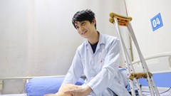 Chàng trai Hemophilia và ước mơ giữ chiếc chân còn lại