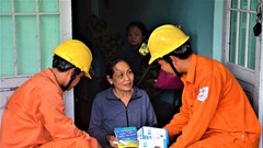 PC Khánh Hòa: Triển khai giảm giá điện cho người dân, doanh nghiệp…