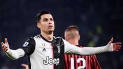 Ronaldo bị cách ly 14 ngày tại Italia