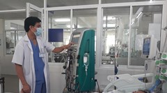 Cấp cứu gia đình 3 người bị ngộ độc nấm nặng