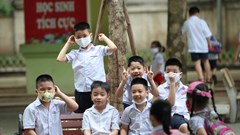 Hà Nội: Học sinh tiểu học và mầm non rộn ràng tới trường sau kỳ nghỉ dài