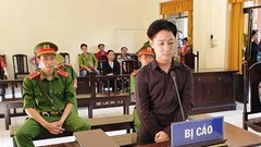 Kiên Giang tranh giành nữ tiếp viên phục vụ karaoke lĩnh án 15 năm tù