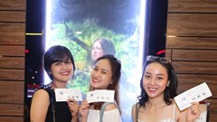 Khán giả hào hứng tới rạp chiếu phim