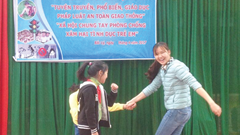 65,88% trong tổng số vụ bạo lực trẻ em do người thân trong gia đình gây ra: Xô ngã các giá trị đạo đức của dân tộc