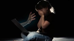 Bảo vệ và hỗ trợ trẻ em tương tác lành mạnh trên môi trường mạng