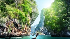 Vietjet là hãng hàng không đầu tiên khai thác trở lại tại sân bay Phuket (Thái Lan) từ ngày 13/06/2020