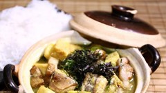 Cá lăng om chuối đậu vô cùng hấp dẫn với vị đậm đà, mềm ngọt