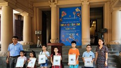 Triển lãm tranh thiếu nhi “Mùa hè của em”