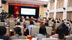 Không thể xã hội hoá trường chuyên