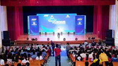 Hơn 70 thí sinh tham gia sơ tuyển "Chuông vàng vọng cổ"