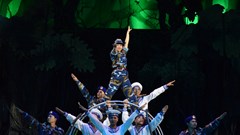 Chương trình “Biển đảo là quê hương”: Tri ân các chiến sĩ Hải quân qua ngôn ngữ xiếc