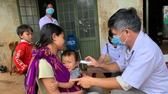 Mở rộng thêm 5 tỉnh tiêm bổ sung vắc xin bạch hầu miễn phí cho trẻ 7 tuổi