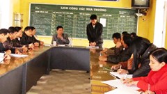 Nghệ An: Vì sao chưa trả tiền phụ cấp tái thu hút cho giáo viên?