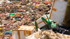 Nghệ An tiêu huỷ 400 kg chả cốm bốc mùi hôi thối không rõ nguồn gốc