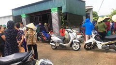 Nỗi đau xé lòng khi mẹ tẩm xăng ba con để cùng tự vẫn