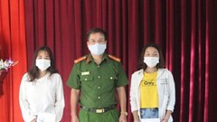 Giải cứu 2 thiếu nữ bị lừa bắt phục vụ quán karaoke