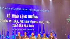 Tác phẩm lý luận, phê bình văn học, nghệ thuật: Các tác phẩm được tặng thưởng đều có giá trị khoa học, thực tiễn