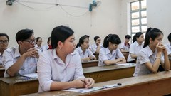 Khánh Hòa: Tổ chức thi lại học kỳ lớp 12 do nghi vấn lộ đề