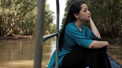 Hình ảnh “đè bẹp” giọng hát?