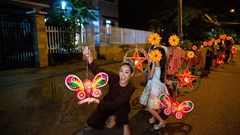 Hoa hậu Hoàn vũ Việt Nam tổ chức Trung Thu cho trẻ em gái thiệt thòi