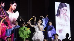 Nguyễn Hồng Nhung “bơi ngược” dòng chảy nhạc Việt với "Ngô Đồng"