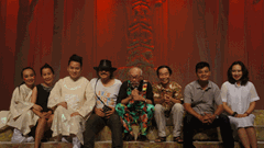 Những tay ngông kể Chuyện của dòng sông đỏ