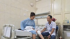 Nữ HLV Trưởng đội tuyển bắn súng Việt Nam đã được phẫu thuật khớp gối thành công