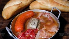 Bánh mỳ chảo Hà Nội - món ăn hấp dẫn, chinh phục vị giác thực khách