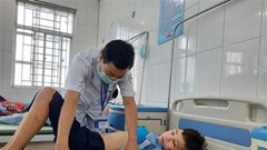 Chủ quán bánh xèo đánh đập cháu bé ở Bắc Ninh: Xâm phạm nghiêm trọng quyền trẻ em