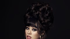 Thần thái nữ hoàng ‘chất lừ’ của Hoa hậu Khánh Vân